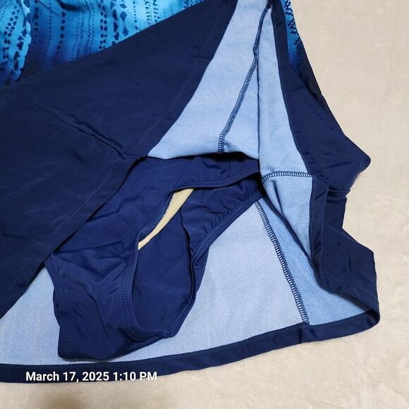 Meet Curve Womens 1 Piece Swim Suit Dress Plus 2X Blue Ombre Adj Strap Shelf Bra - Picture 3 of 6